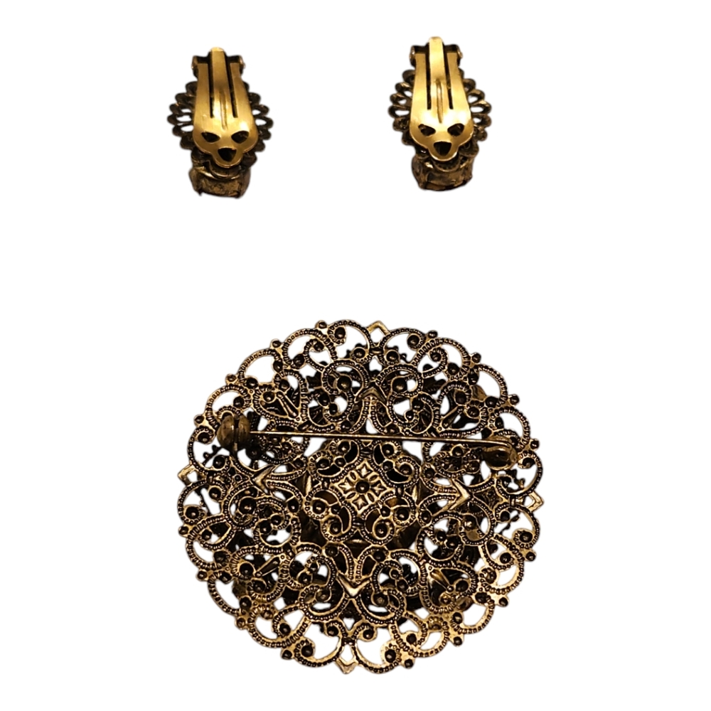 Rare EUC Vintage Earrings and Brooch Set - Picture 2 of 2